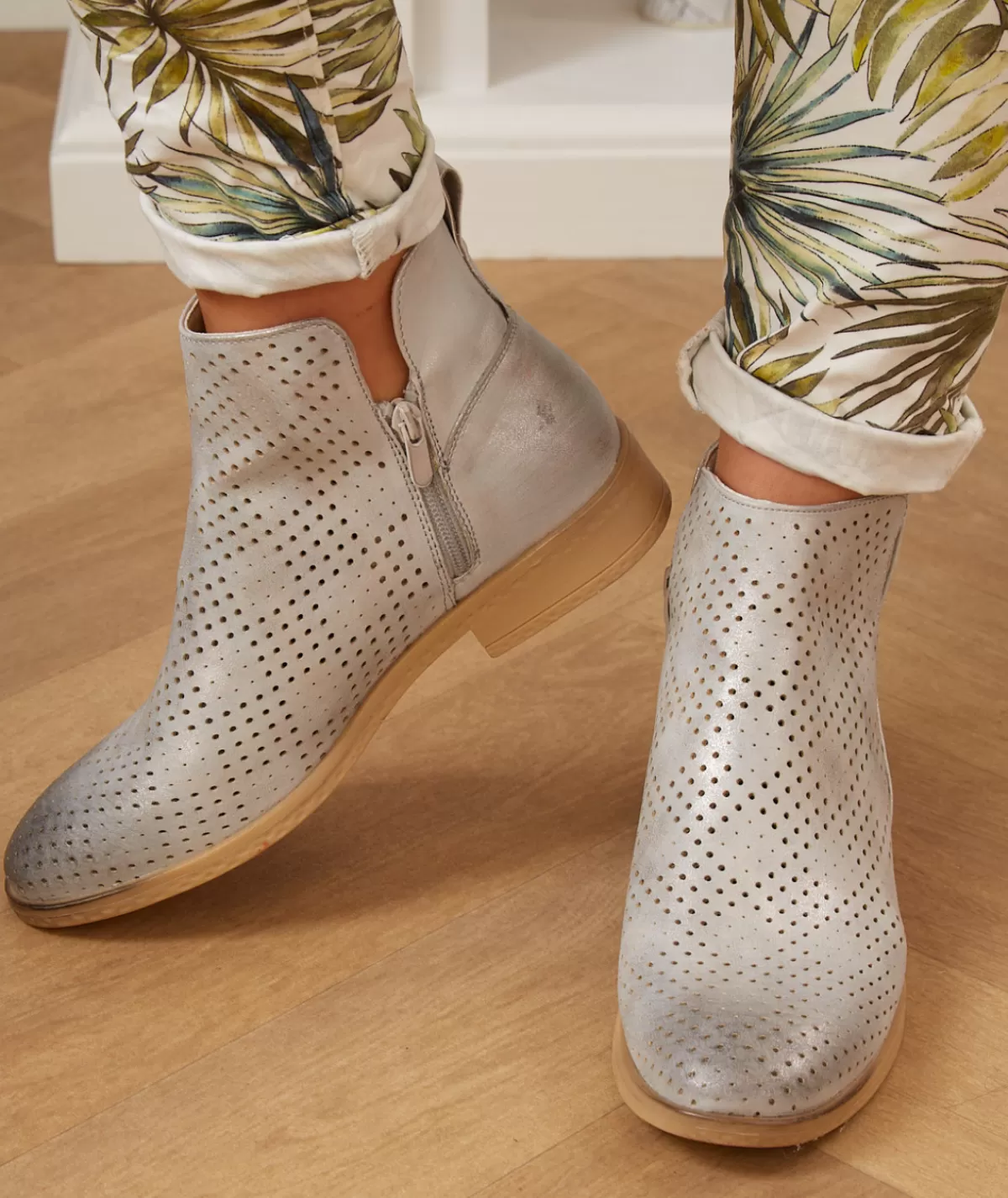 La boutique de Lilie Boots & Bottes>BOOTS QUINCEY Gris