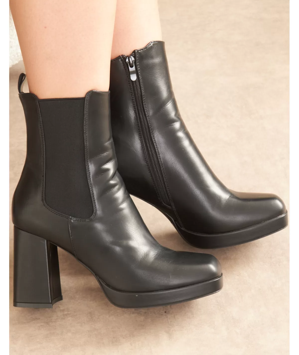 La boutique de Lilie Boots & Bottes>BOTTINES OLIVINE Noir