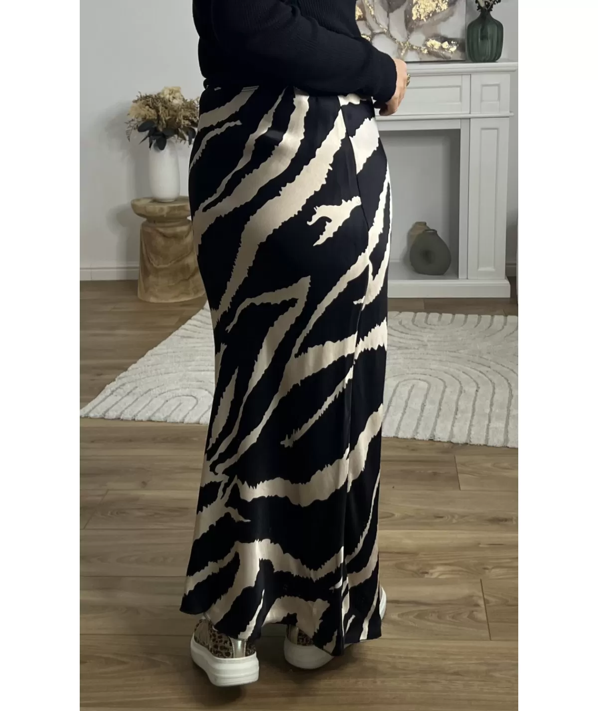 La boutique de Lilie Jupes / Shorts>JUPE ELVINA Noir
