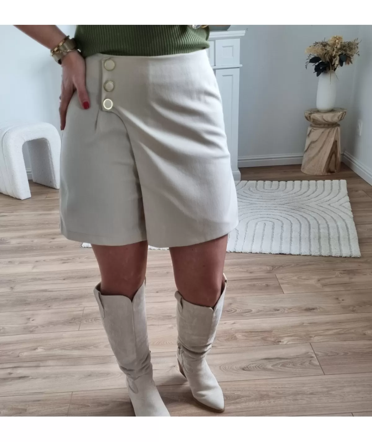La boutique de Lilie Jupes / Shorts>JUPE SHORT VIVIANE Beige