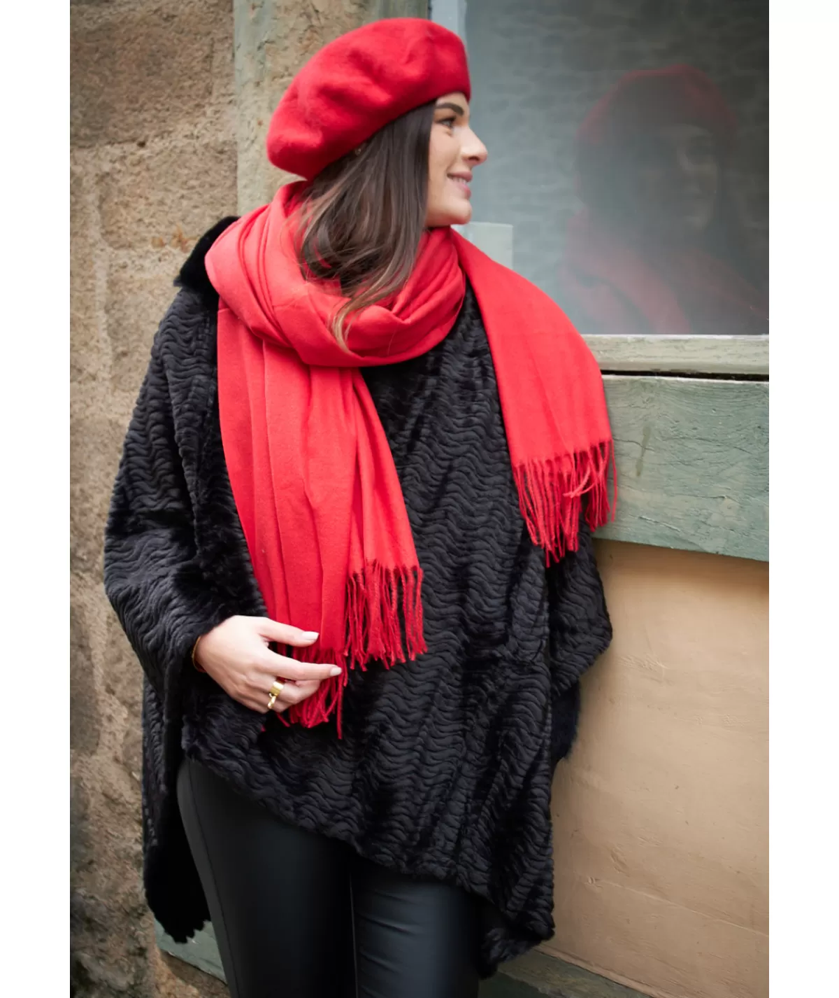 La boutique de Lilie Pulls / Gilets>PANCHO CASSANDRA Noir