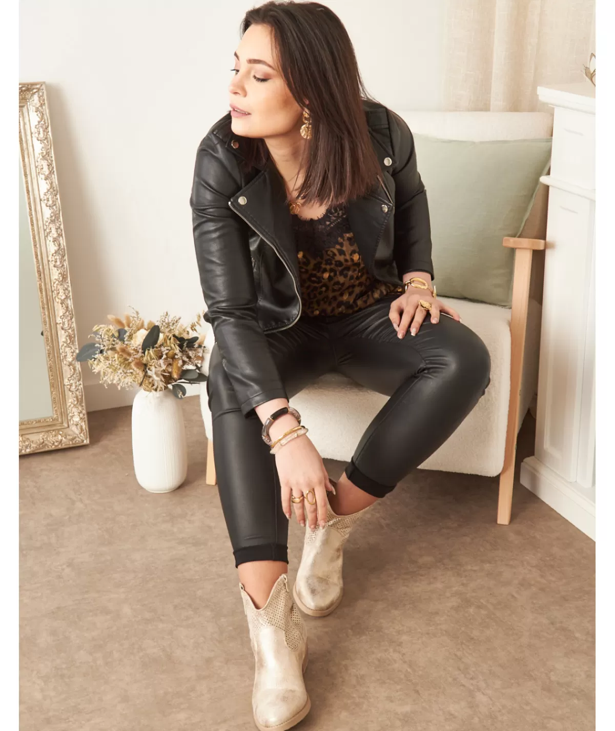 La boutique de Lilie Tops / Blouses>TOP JAFFIA Noir