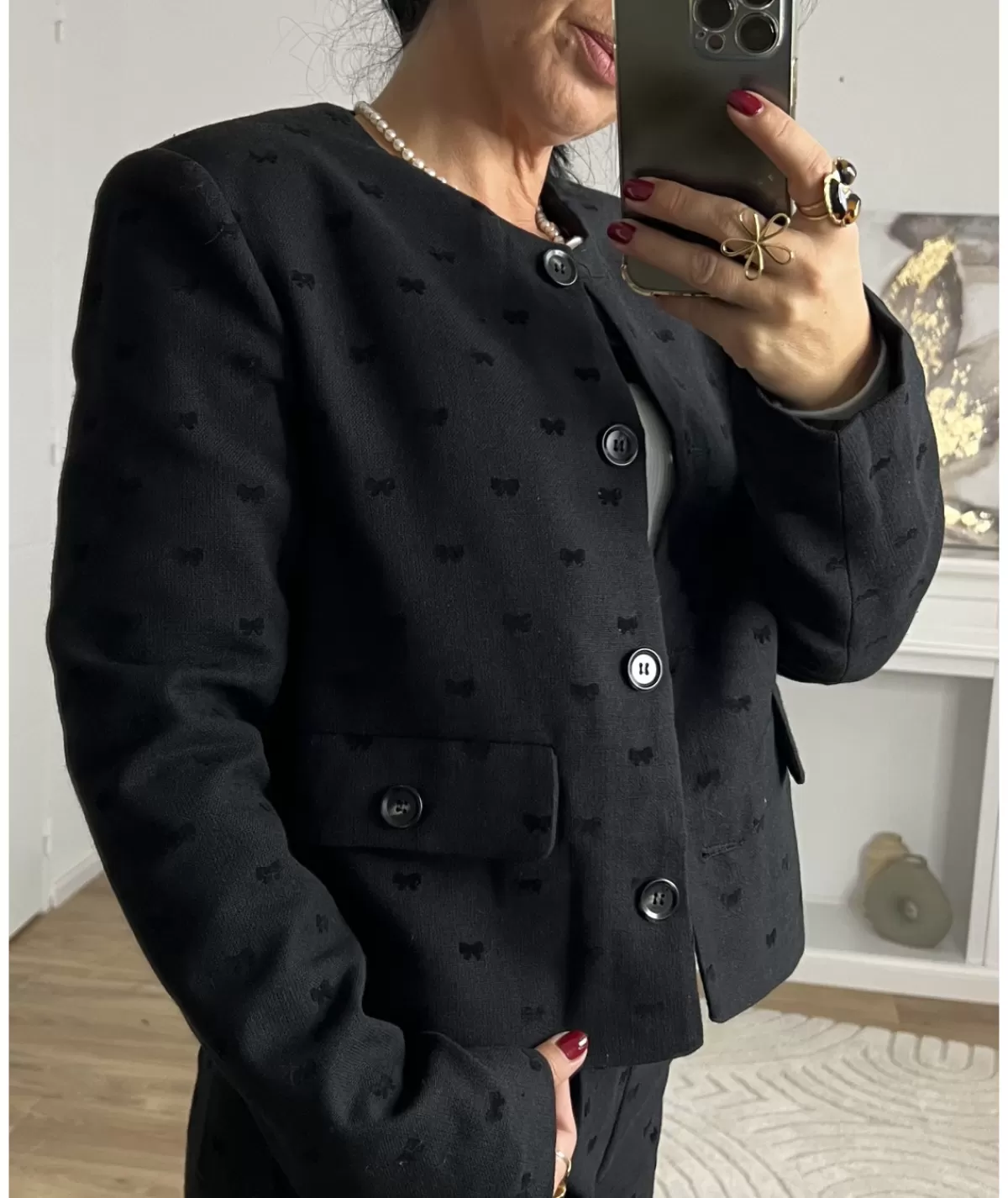 veste_cassidy_3-1.webp La boutique de Lilie Vestes>VESTE CASSIDY Noir