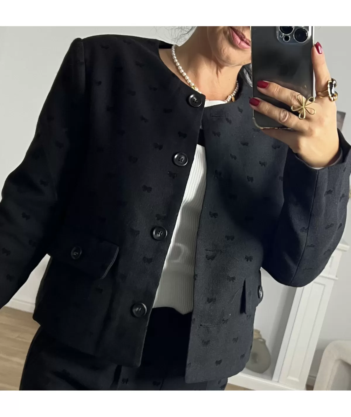veste_cassidy_5-1.webp La boutique de Lilie Vestes>VESTE CASSIDY Noir