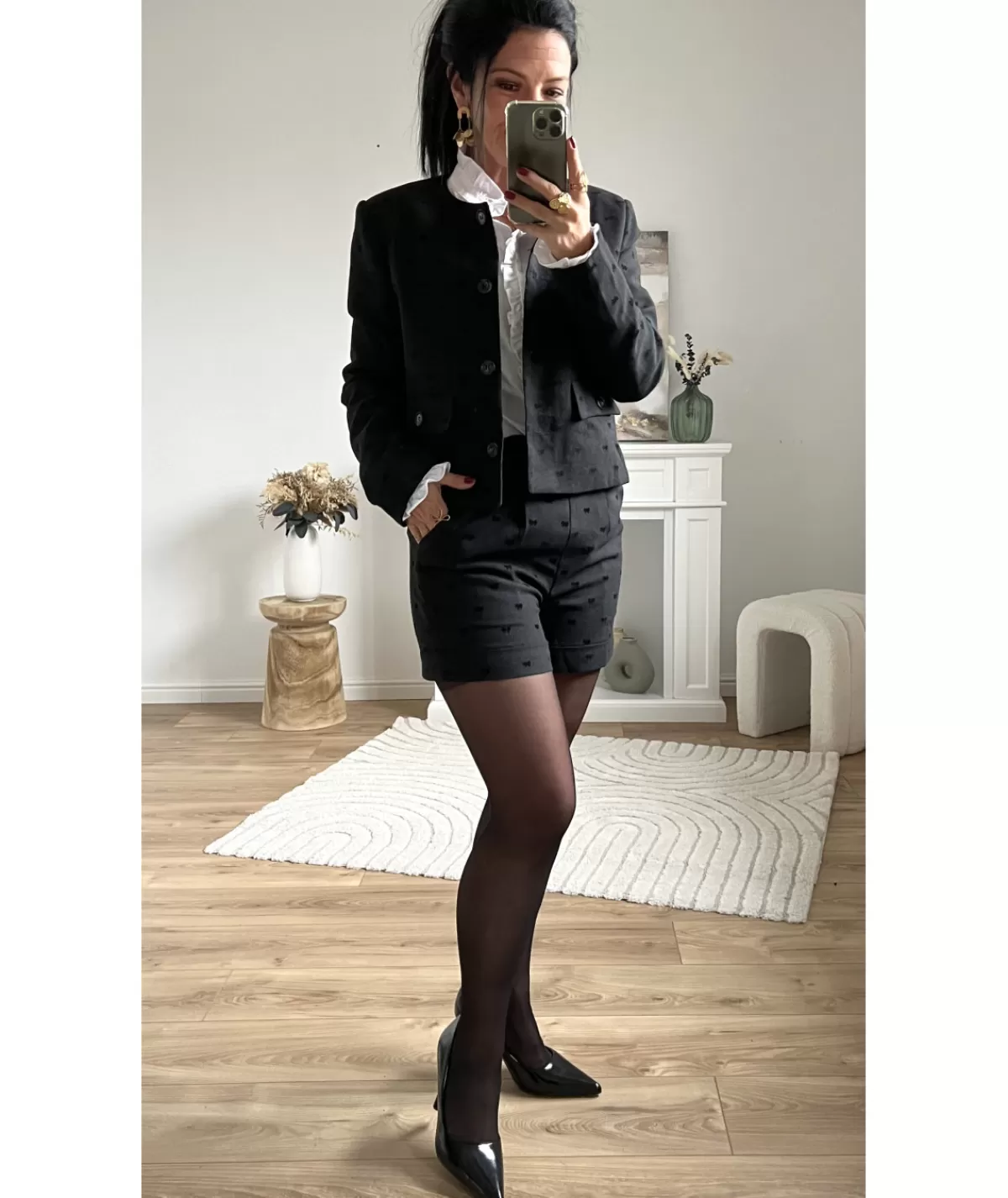 veste_cassidy_6-1.webp La boutique de Lilie Vestes>VESTE CASSIDY Noir