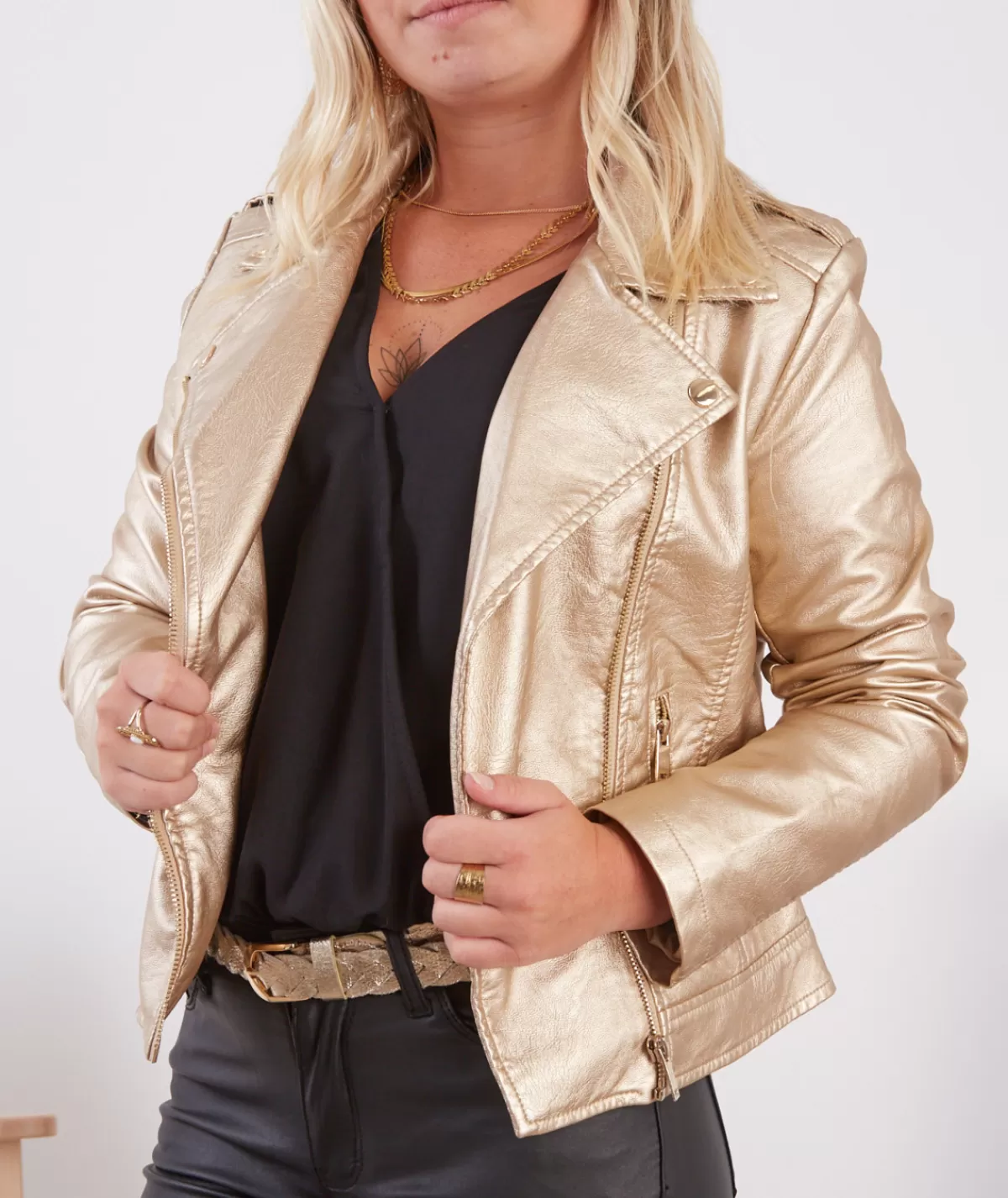 La boutique de Lilie Vestes>VESTE SIMILI CARMEN Dore